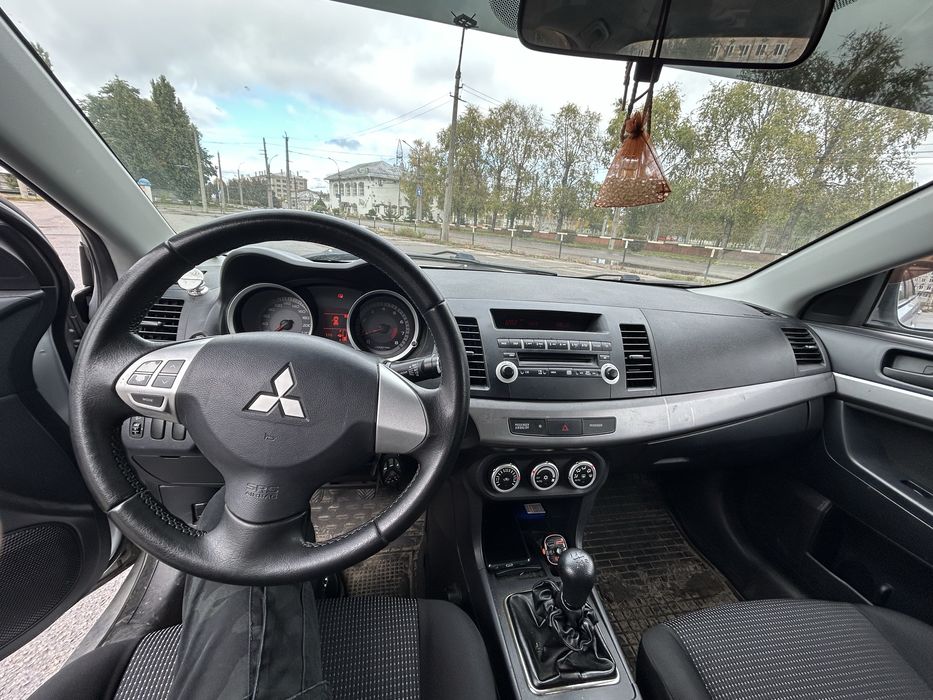 Mitshbishi lancer X 1.5 мкпп
