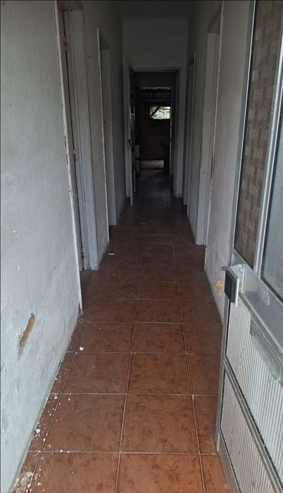 Moradia T4 + 1  com quintal Abrantes