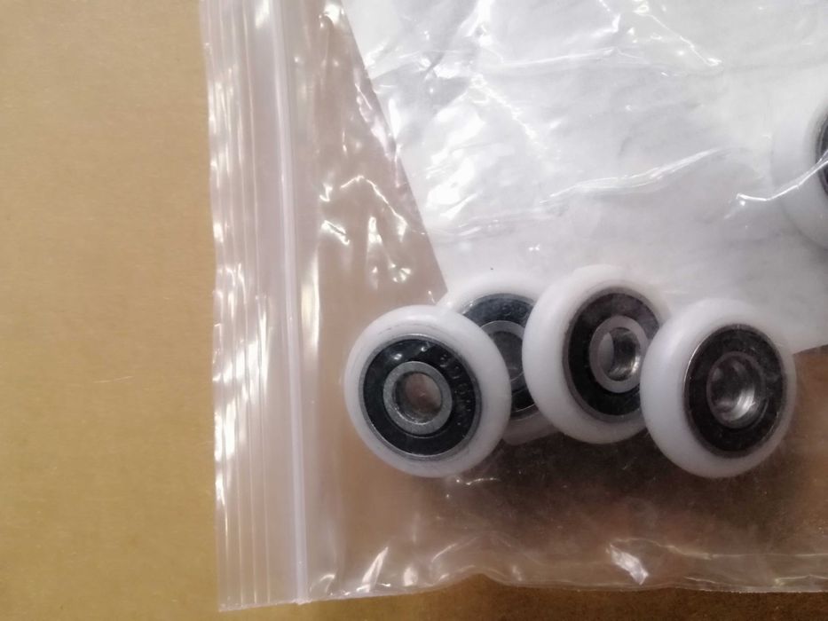 Змінні коліщатка для роликів душових кабін, гідромасажних боксів