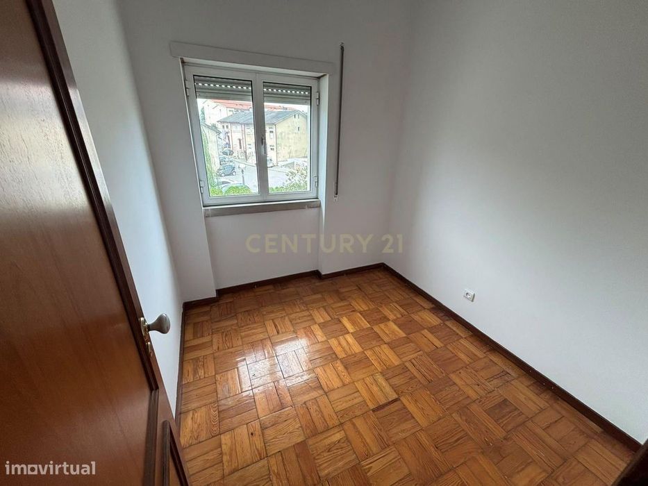 Apartamento T2+1 para arrendamento em Eiras, junto à Sodicentro