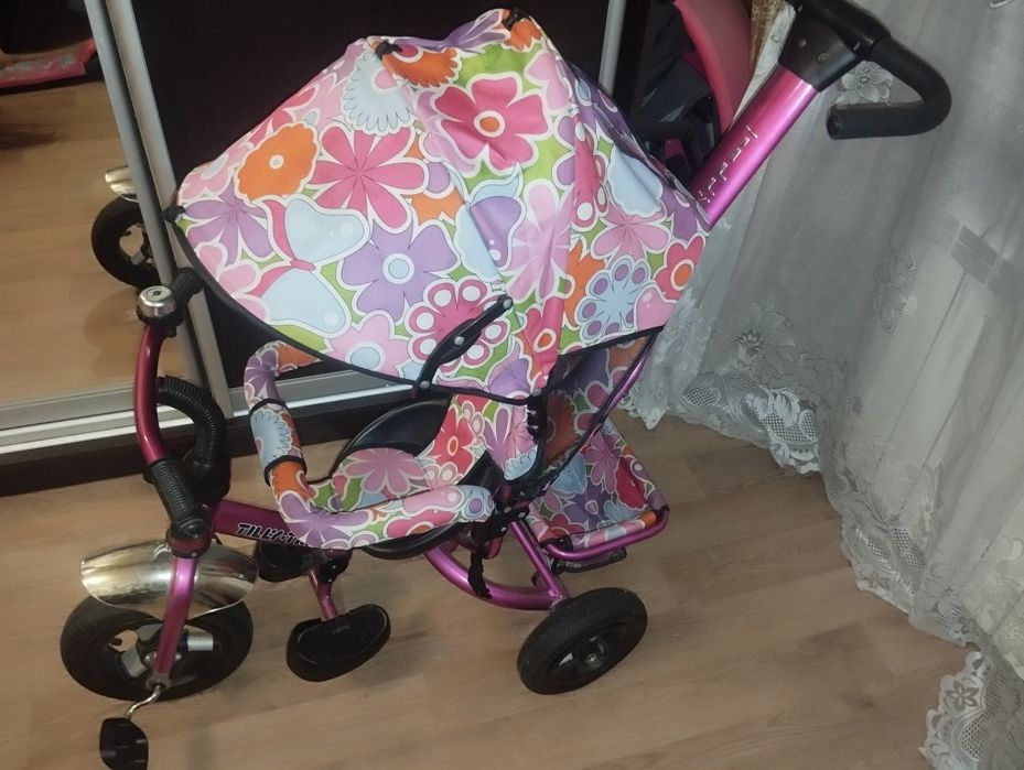 Дитячий велосипед з батьківською ручкою