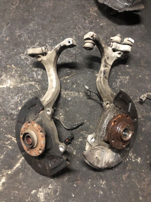 Цапфа, поворотний кула Ауді , цапфа Audi  а6 с5,с6, а4 б6,б7