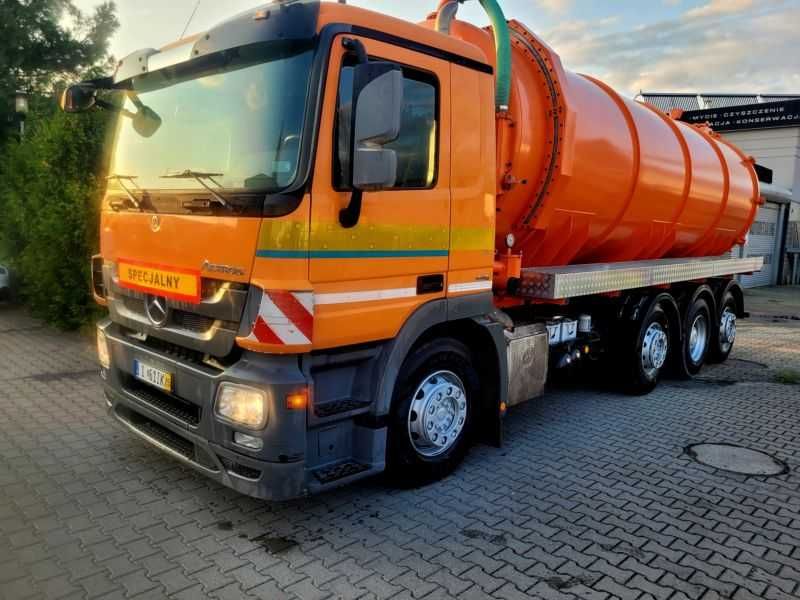 Mercedes Szambiarka,Beczka,Asenizacyjny