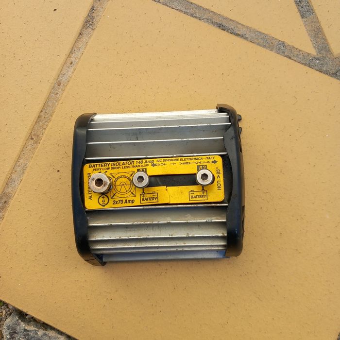 Battery isolator 140A