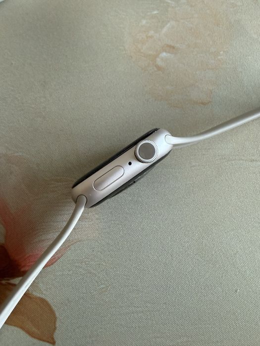 Apple Watch series 8 41mm z aluminium