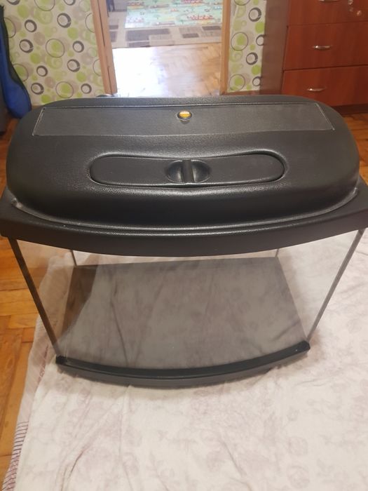 Продам аквариум 50л