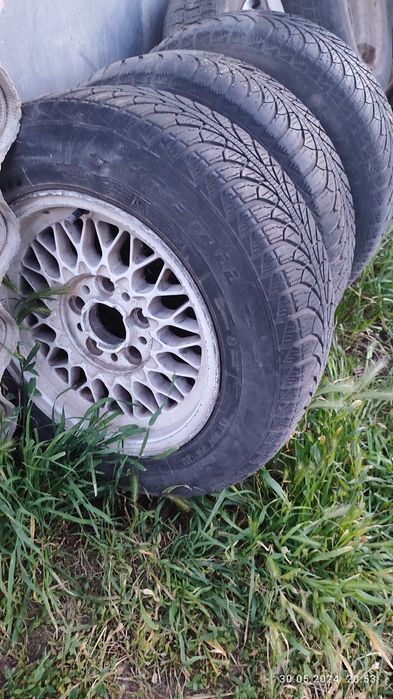 Продам комплект калес на 15 от BMW