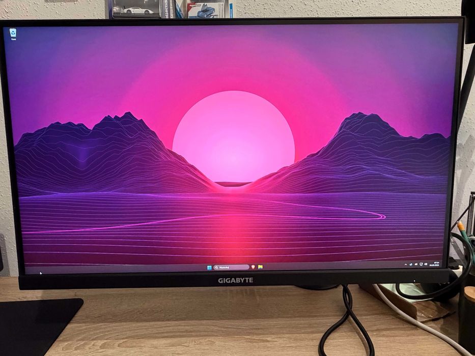Monitor Gamingowy Gigabyte M27Q Rev 2.0 z Uchwytem do biurka !