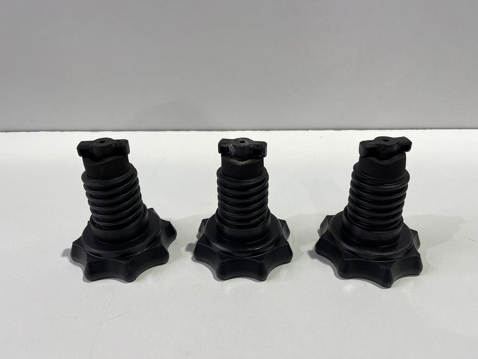 Кронштейн запаски болт крепление Skoda A5 Golf 5 Passat B6