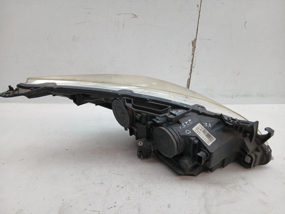 Ótica / farol esquerda PEUGEOT 3008 I (0U_)