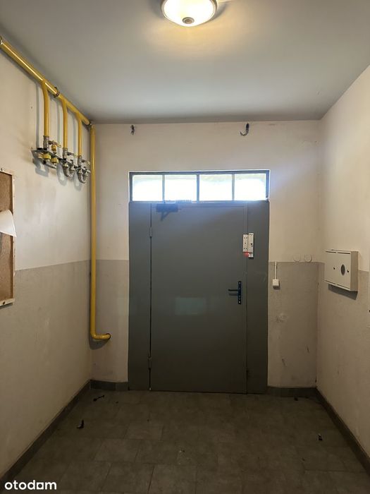 Mieszkanie do remontu, klatka po remoncie spokojna okolica