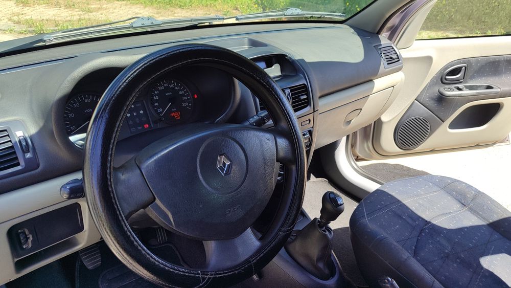 Renault Clio 2003