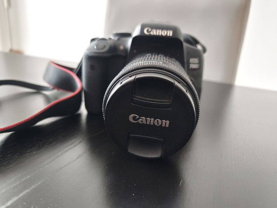 Canon EOS 750D Kit Completo