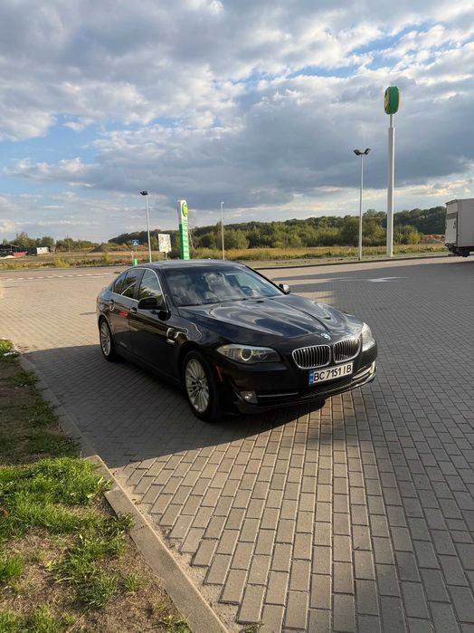 BMW 5 Series 2011