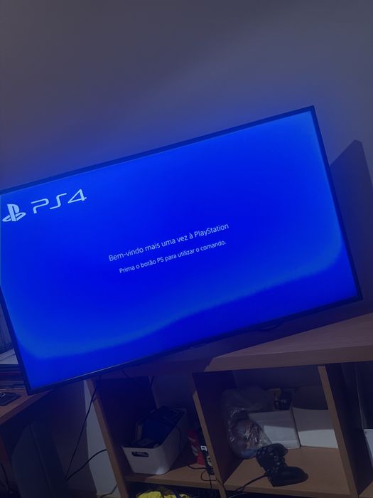 PS4 Pro 870 GB Nova
