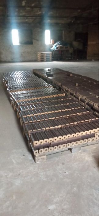 Паливні брикети Pini Kay