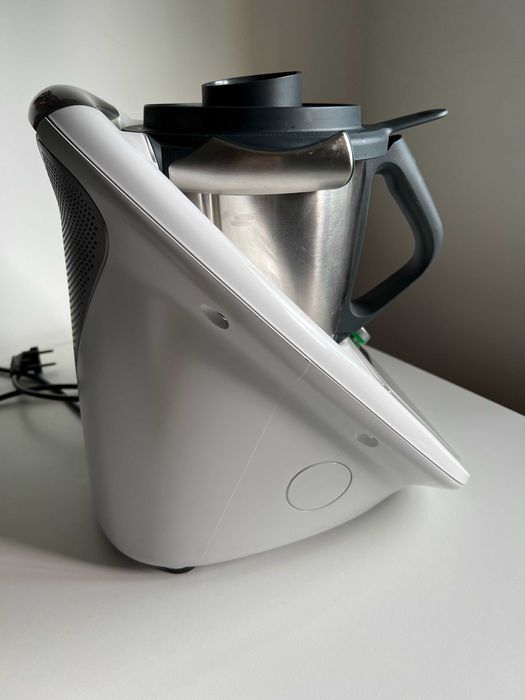 Bimby TM6 – Em excelente estado com todos os acessórios