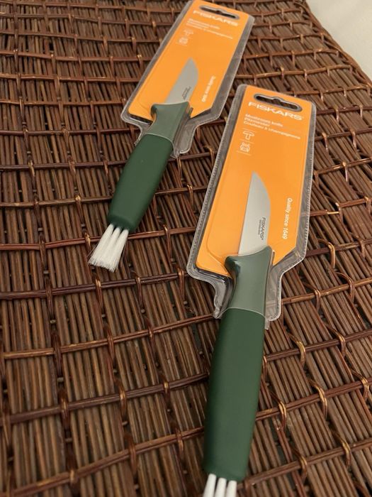 Ніж для грибів Fiskars