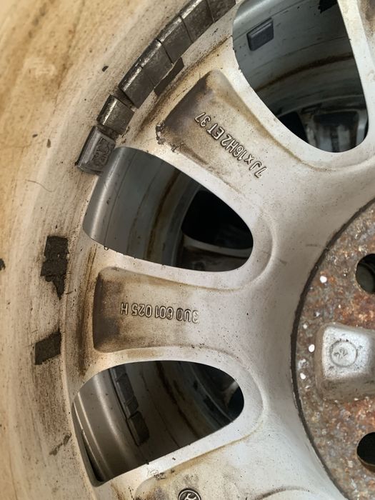 Диски Skoda Volkswagen Audi 5/112 R16 колеса