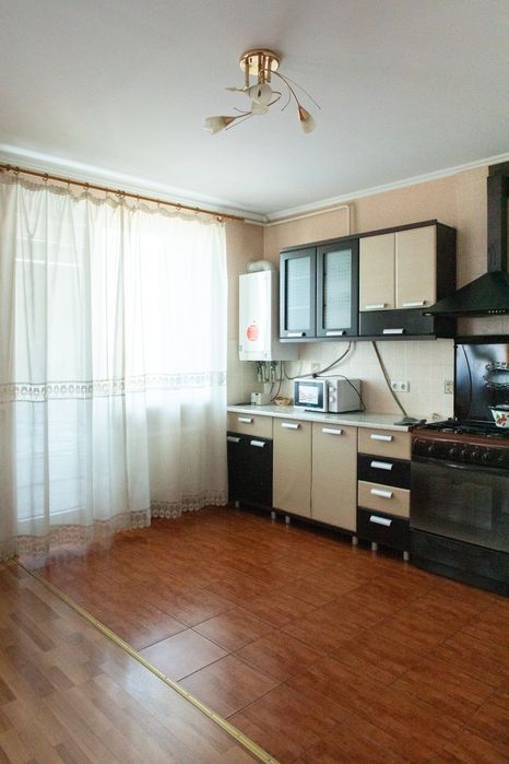 Подобово,погодинно затишна квартира центрі міста поруч військова части