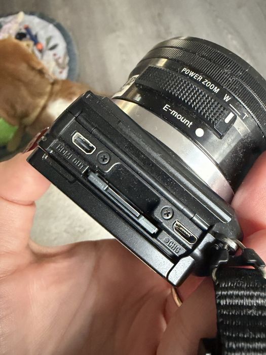 Camera Sony Alpha a5000