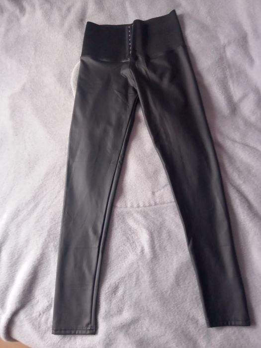Spodnie damskie eko skóra ,wysoki stan