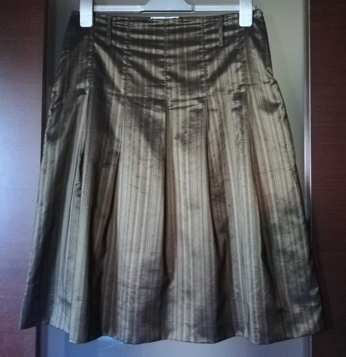 elegancka spódnica damska wieczorowa 40 / L Italy fałdy oliwkowa błszczące acetat vintage na wesele