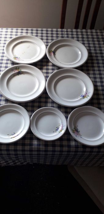 Pratos de louça Sacavém