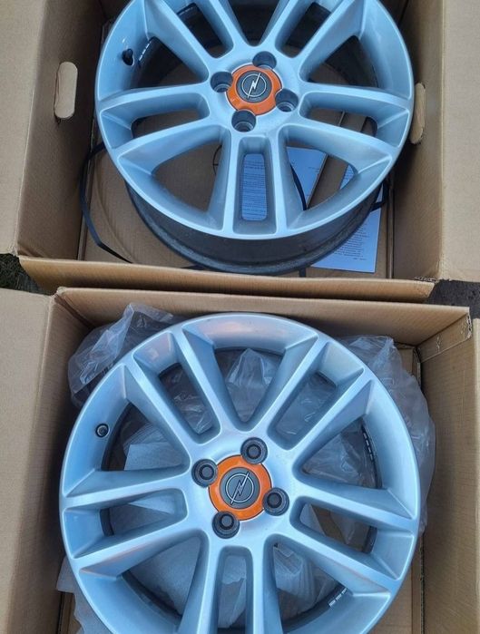 Alufelgi Opel 4x100 17" cali~ po renowacji