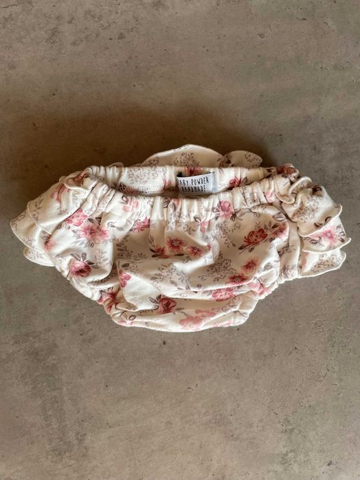 Bloomersy z falbanami w kwiaty Baby Powder Handmade rozmiar 62cm