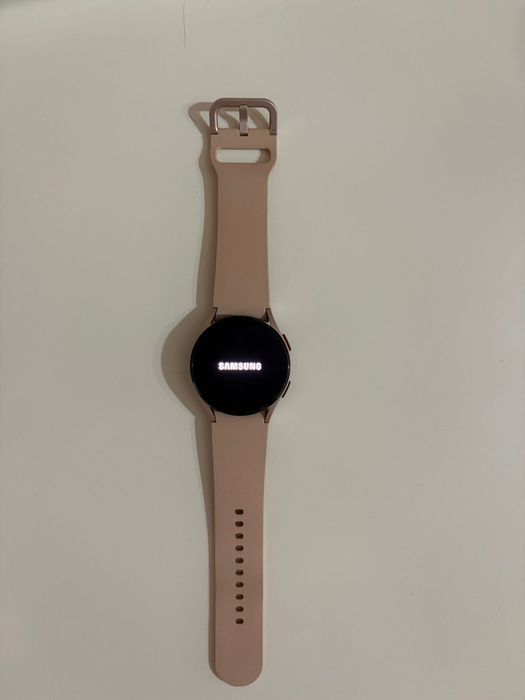 Galaxy Watch4   .