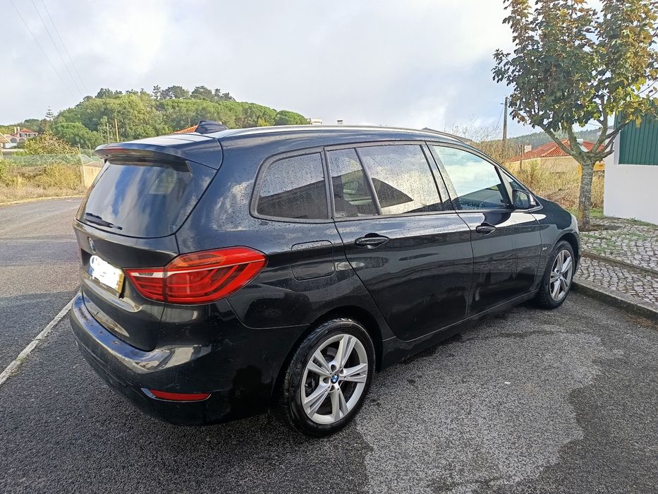BMW 216D Grand Tourer