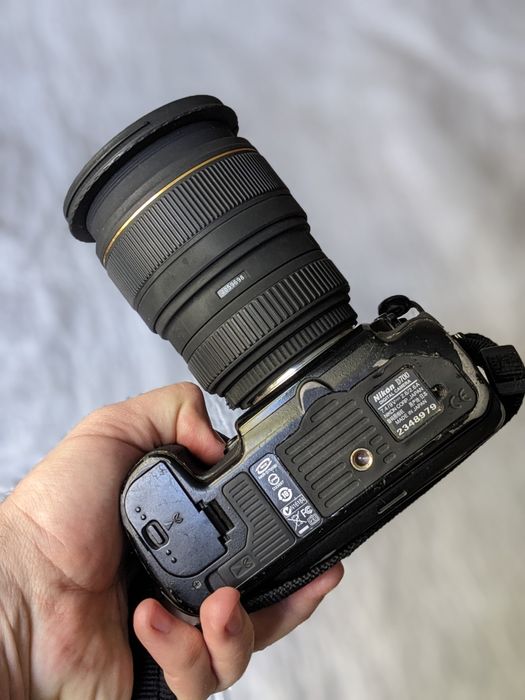 Nikon d700 + Sigma 24-70mm f2.8 nikkor AF