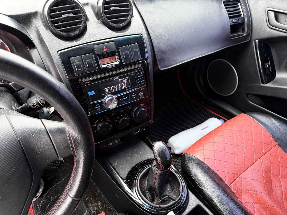 Avtorak Hyundai Tiburon