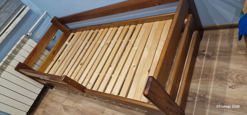 Łóżko drewniane materac gratis