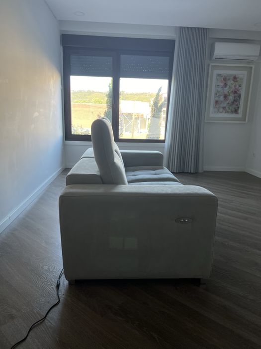 Sofa 2 lugares com relaxe.