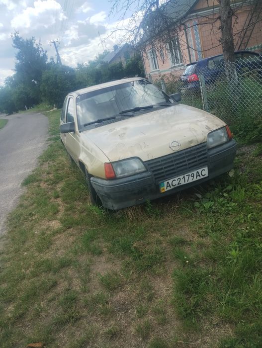 Продам опель кадет