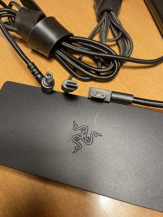 Блок Питания Зарядка Зарядное Устройство Razer Blade Pro 65W 230W