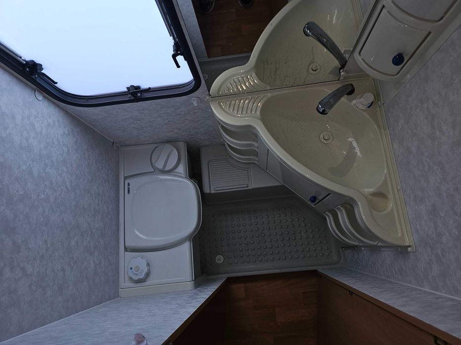 Przyczepa kempingowa Adria Altea 502 LS rok2006 dmc 1300 Mover Markiza