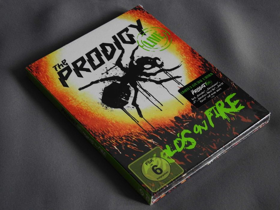The Prodigy *Live World's On Fire* CD DVD Europe 2011 оригинал