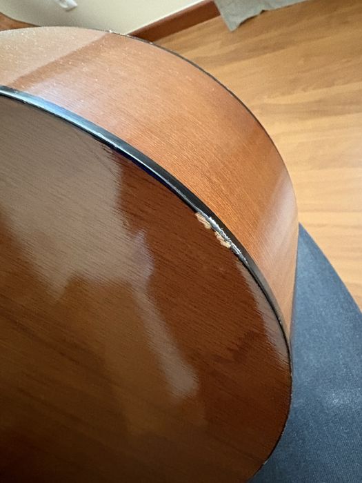Guitarra Yamaha C40