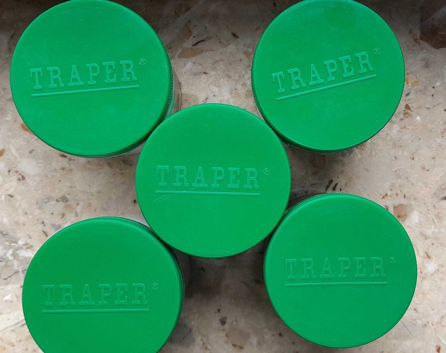 Atraktor zapachowy na leszcze Traper 5 opakowań