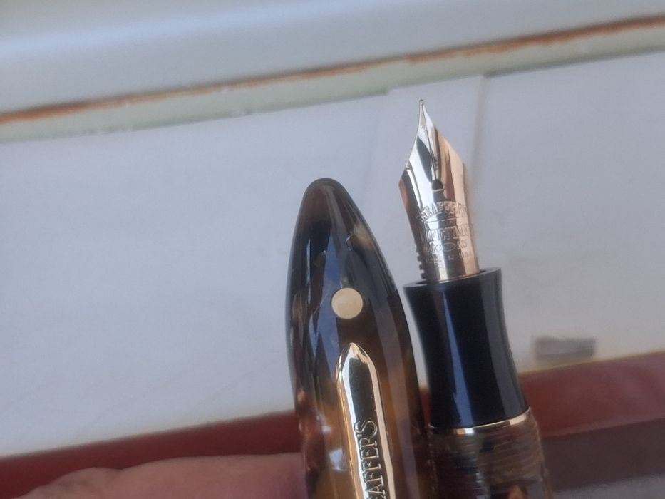 Caneta tinteiro Sheaffer Balance aparo 18K