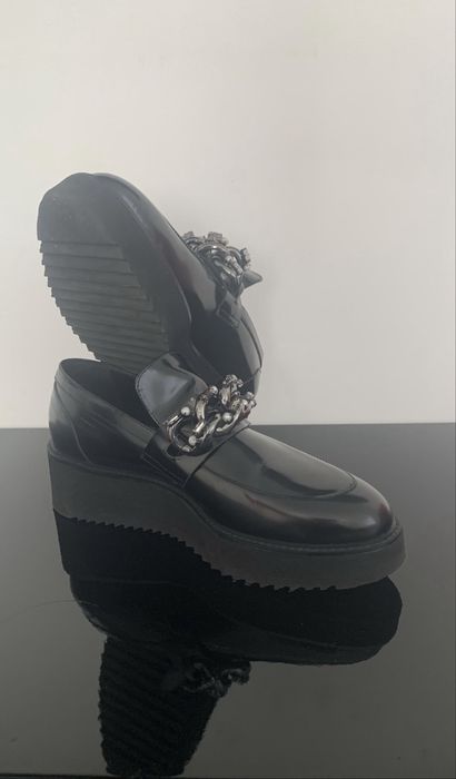 Лофери Jeannot Donna, Італія