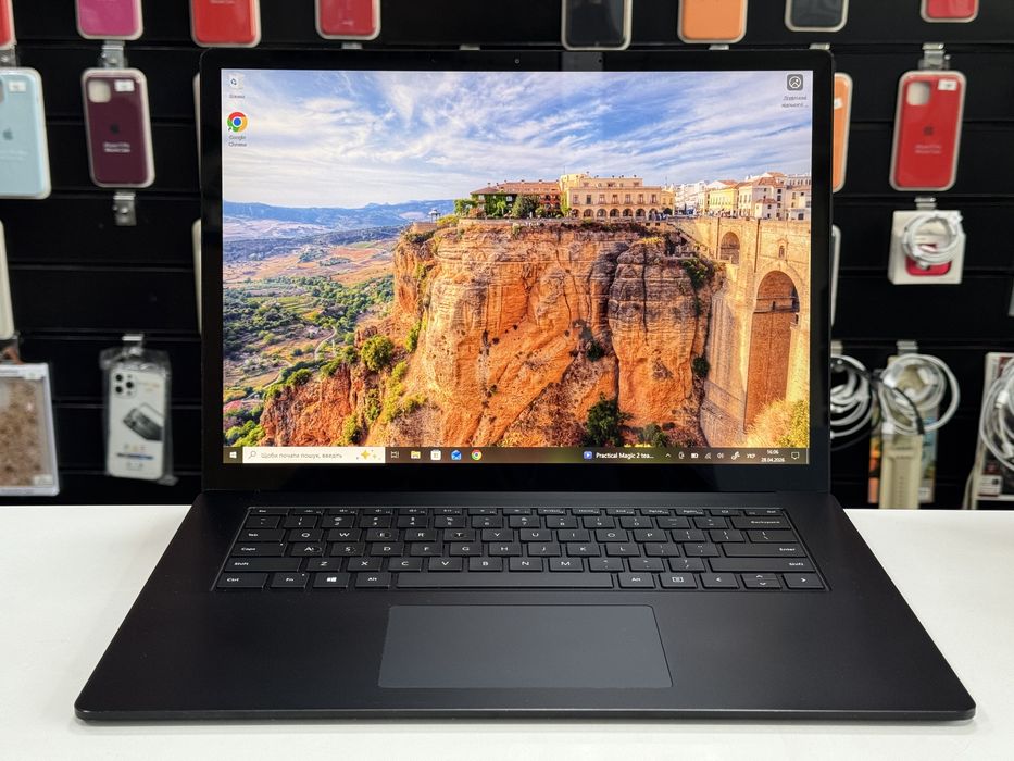 (2678)Surface Laptop 5 12世代 i7 512GB Surface Laptop 5発表。第12世代Core i5 / i7搭載、従来比50%高速化し