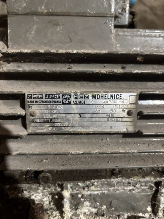 Sprzedam Silnik z pompa wody