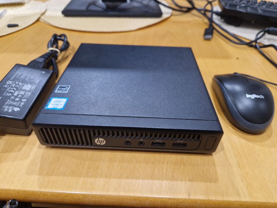 Hewlett-Packard i3-6100U/8gb ddr4 Міні системник з блоком живлення
