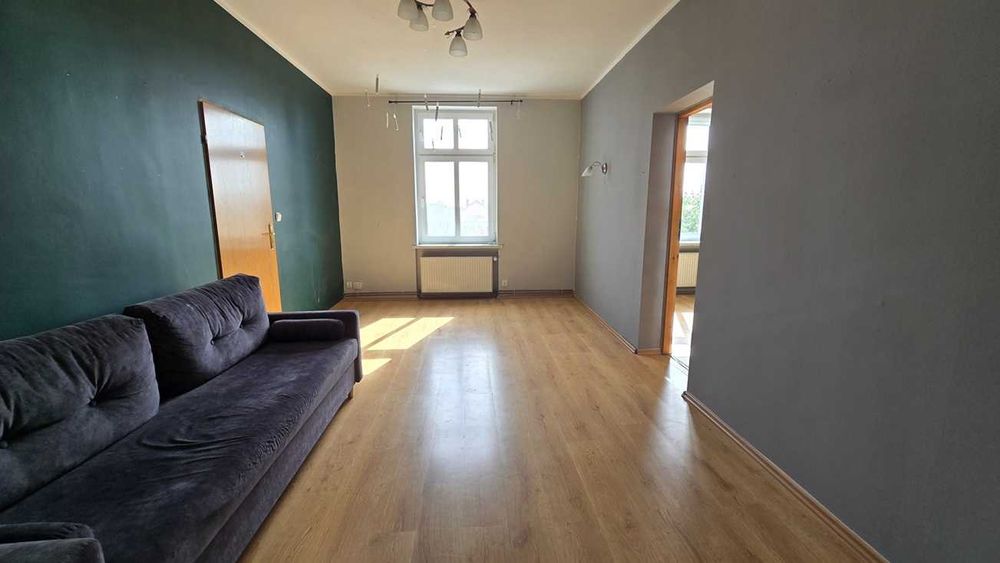 w ścisłym centrum na dłuższy czas