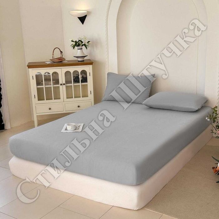 Плюшеві простирадла з гумкою та наволочками