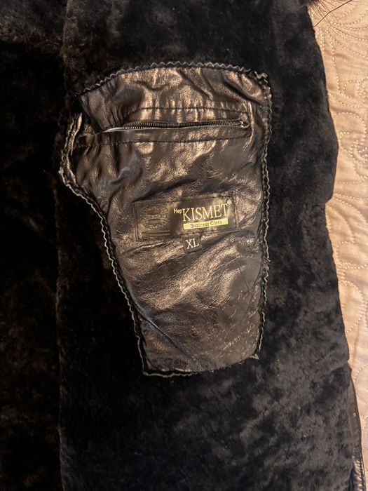 Шкіряна чоловіча куртка